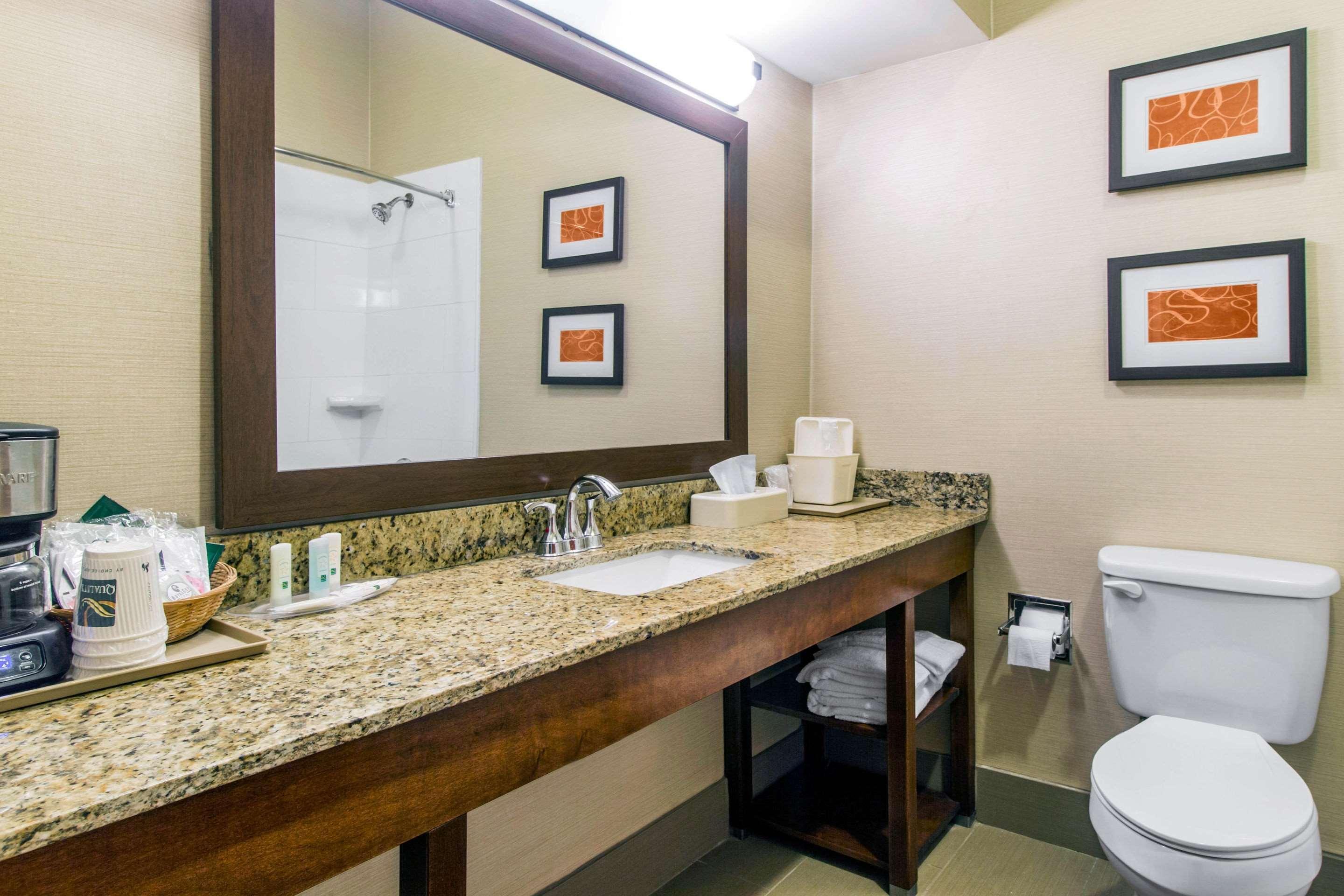 Quality Suites Corbin Esterno foto